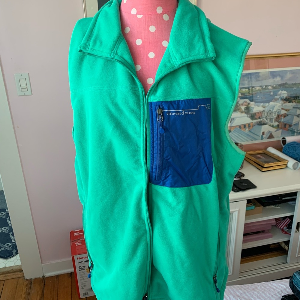 New Vineyard Vines vest
